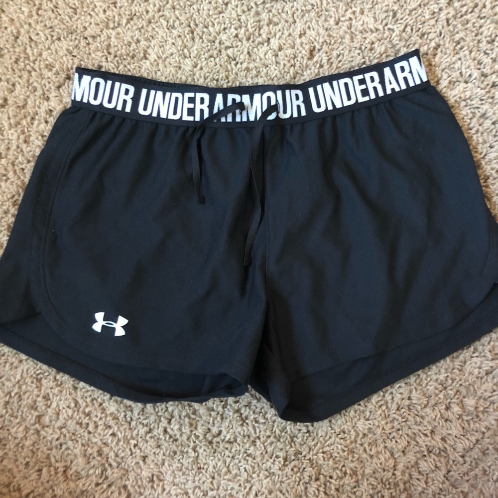 Under Armour athletic shorts, black, like new!